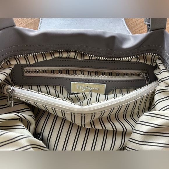 Gray Shoulder Tote Bag - Picture 15 of 16